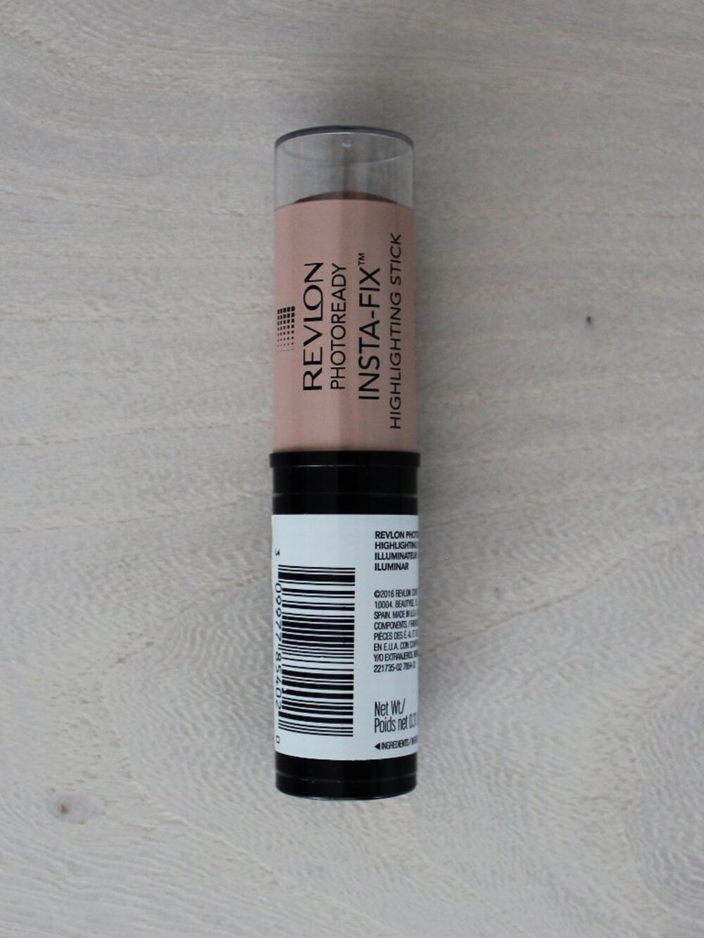 NEW Revlon Photoready Insta-Fix Highlighting Stick 210 Gold Light 0.31oz or 8.9g